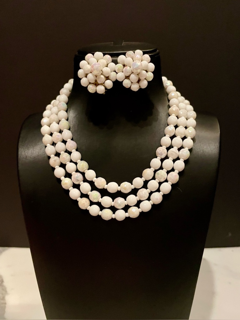 Vintage Iridescent White Milk Glass Beaded Necklace/ Matching Earrings - Picture 2 of 5